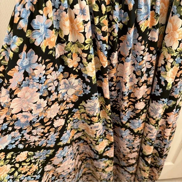 American Eagle Outfitters Black Floral Dress - Picture 3 of 12